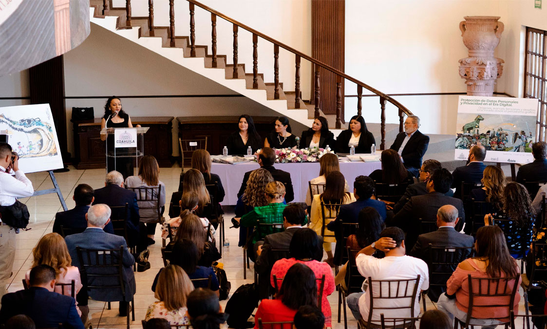 Presentan ICAI y Congreso del Estado Libro para promover la Protección de Datos Personales